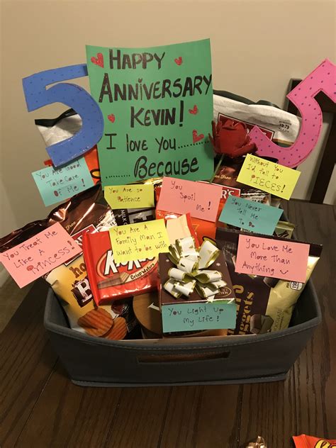 5th Anniversary Candy and Notes Gift Box