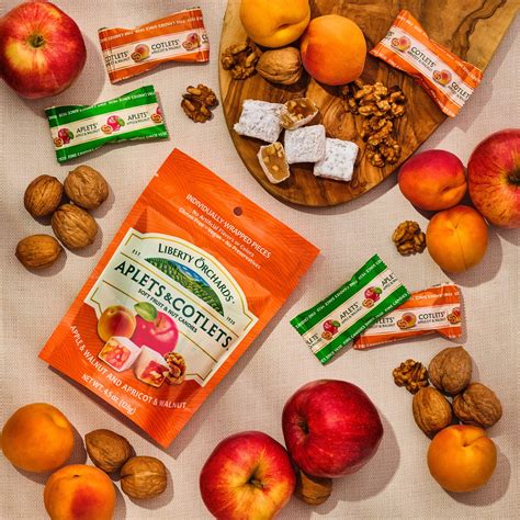 Snapklik.com : Liberty Orchards, Aplets & Cotlets