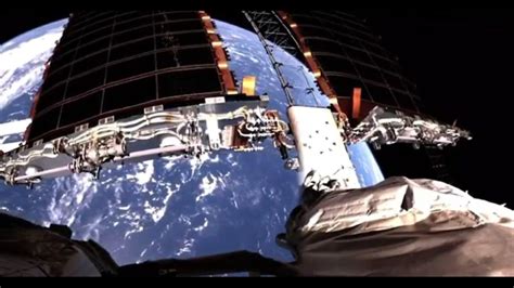 凝视蓝星：国际空间站宇航员拍摄地球最壮观景象 - 中文国际 - 中国日报网