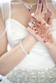 White Wedding Dress With Henna by 1000 Images About Wedding Henna Mehndi On White Wedding Dress With Henna