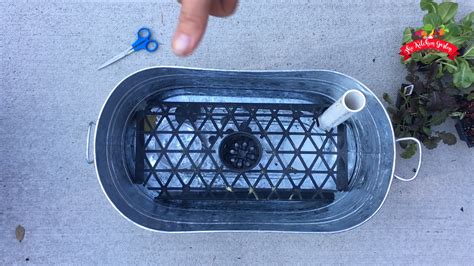 Diy self watering planter – Artofit