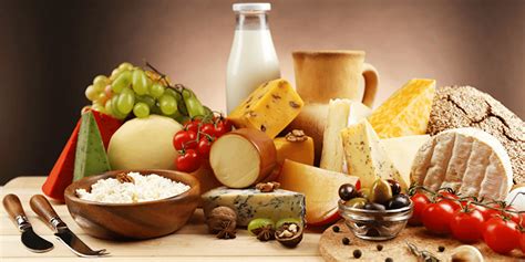 FOODS NEEDED BY OUR SKIN! - Inveda