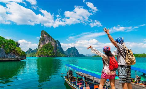 Scents of Adventure: Fragrances for Travel – Birra Fragrances