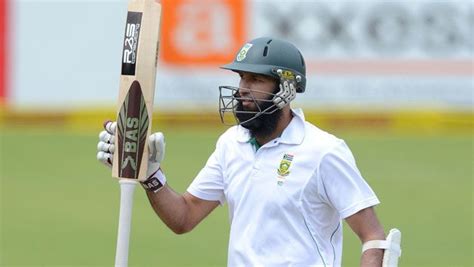 Hashim Amla reaches 6,000 runs in Test cricket