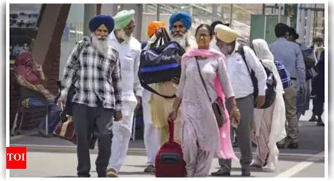 84 Indian Hindus arrive in Pakistan for Sant Shadaram Sahib's birth ...