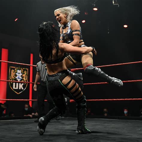 WWE Women 🌼, Blair Davenport vs Stevie Turner:NXT UK 10/14/21
