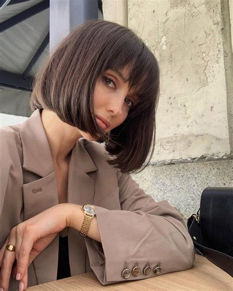 brown hair in french