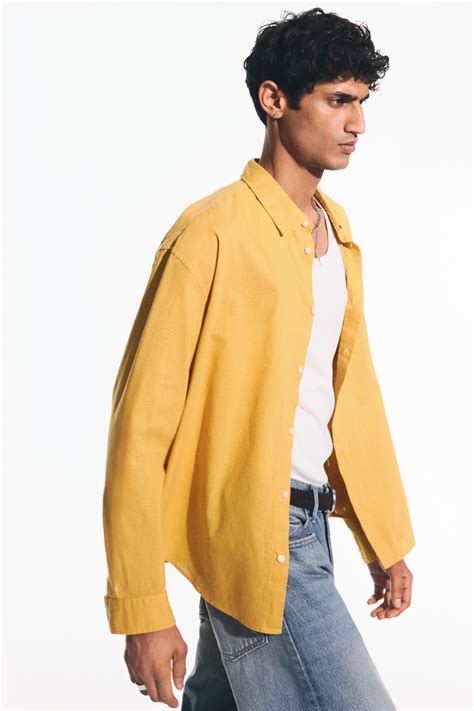 Men’s Dark yellow Relaxed Fit Linen-blend shirt | H&M IN