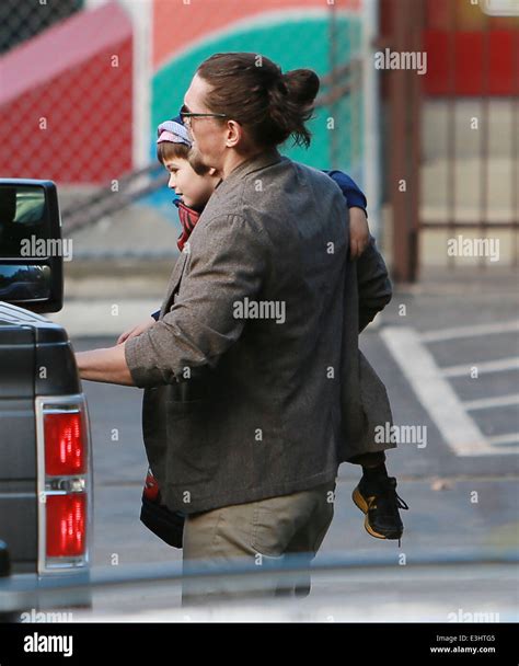 Shameless Actor Steve Howey picks up Son William Wolf from pre-school ...