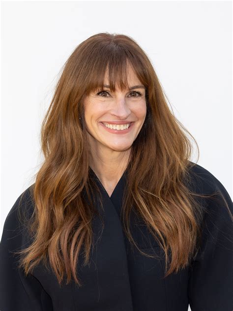Julia Roberts 2024 We Tested Shark's SpeedStyle Hair Dryer