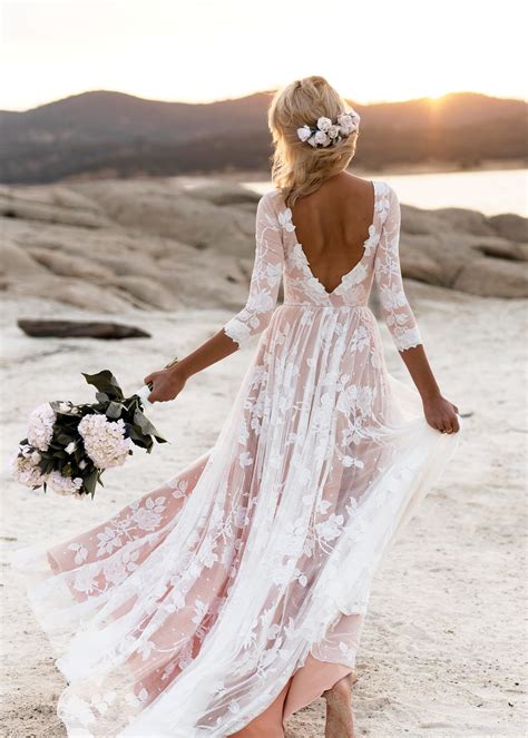 Beach Wedding Attire For Bride