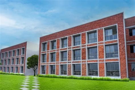 Takshashila University Tindivanam Campus: Photos, Virtual Tour