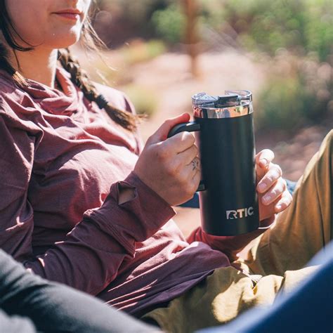 RTIC 20oz Road Trip Travel Mug with Lid and Handle, India | Ubuy