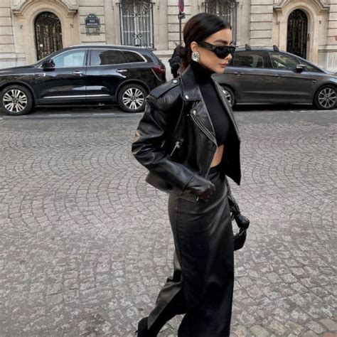 Leather skirts for effortless fall and winter style