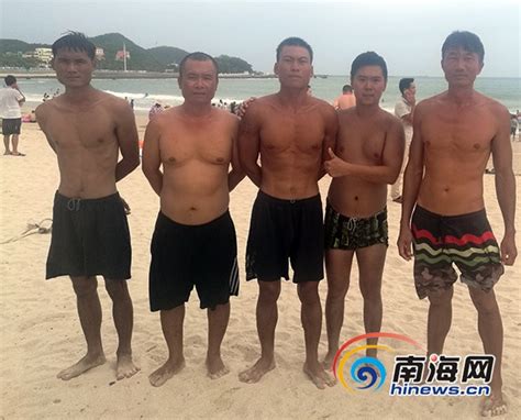 视频| 西安游客三亚游泳遭遇裂流 被救生员及时救回-新闻中心-南海网