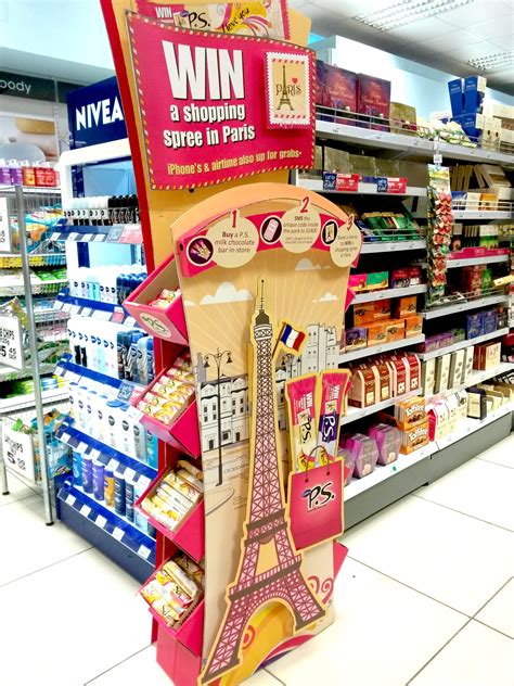 Themed displays | Supermarket display, Pop display, Point of sale display