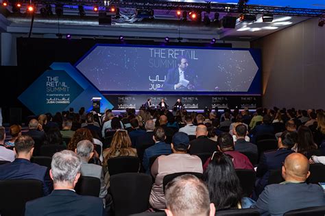 Accelerating retail transformation by enhancing operations and empowering employees – Middle East &