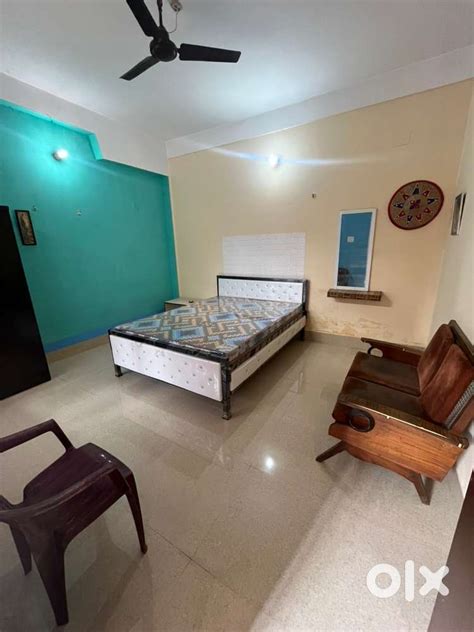 1bhk 9/10k semi furnished 12k avaiable sixmile - For Rent: Houses ...