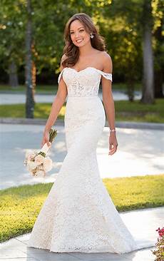 The Shoulder Wedding Dress by Chic Wedding Dress With The Shoulder Sleeves Stella York The Shoulder Wedding Dress