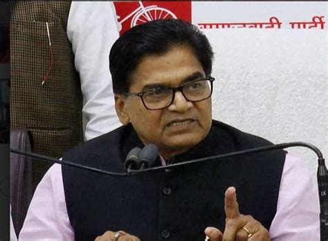 Mainpuri: रामगोपाल यादव के बयान पर भड़के पर्यटन मंत्री जयवीर सिंह, कहा ...