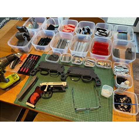 'MOD-RD' RUBBER-BAND GUN by David Stephens | tomenosuke