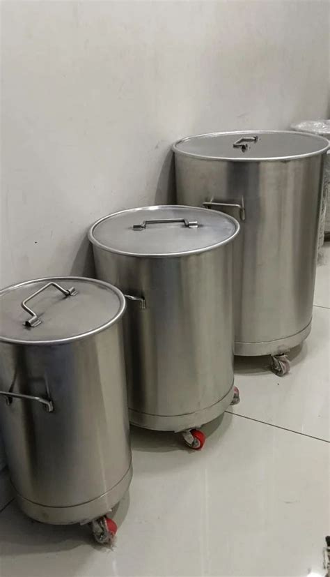 Ss Container - Stainless Steel Air tight Pharma Containers Trader ...