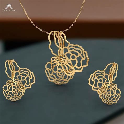 Small Gold Necklace Designs Ideas To Complete Your Bridal Look