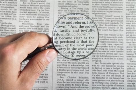 Critical Essay Example 的图像结果