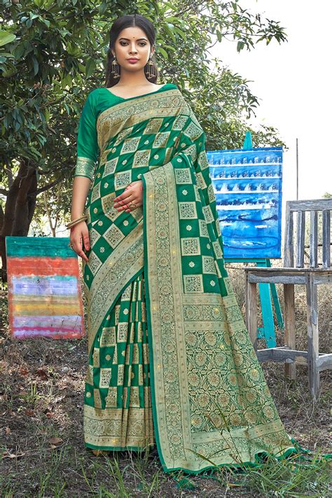 Buy Emerald Green Banarasi Silk Saree 78180 Online | Karagiri