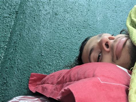 Man Sleeping in Sign Meme 的图像结果