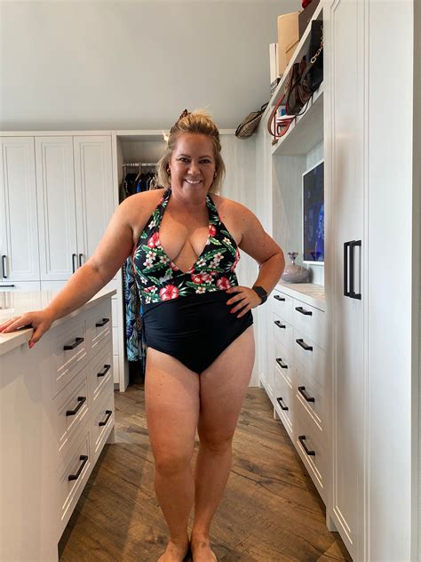 Flatter Me Floral One-Piece Bathing Suit - 2XL | Curvy woman, Stylish ...