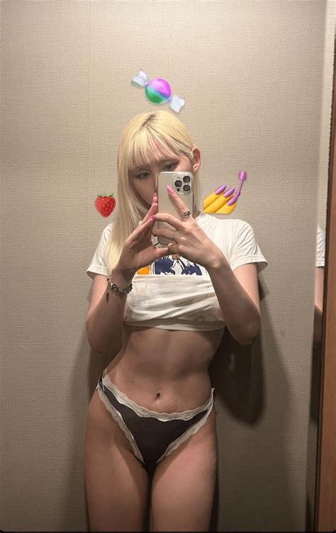 Ash B : r/KpopHotties