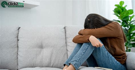 7 Depression Symptoms to Look Out For