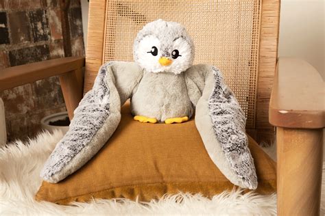 Warmable Weighted Penguin Stuffed Animal Hugarounds – Hugimals World