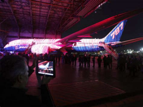 March 9, 2012 - Boeing 787 Dreamliner preview in Mexico | The Economic ...
