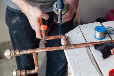 Sweating Copper Pipe 的图像结果