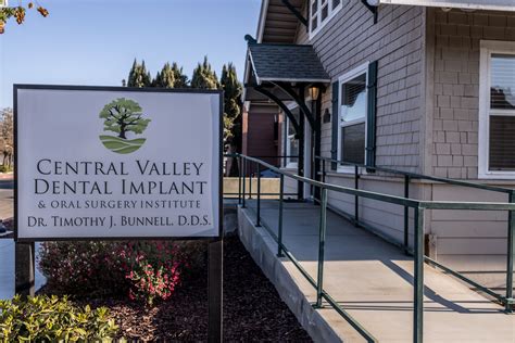 Cost of Wisdom Teeth Removal Visalia CA, Central Valley Dental Implant ...