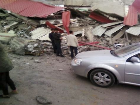 青海玛多7.4级地震致3.5万人受灾 两部门调拨物资救灾|青海|地震|救灾_新浪新闻
