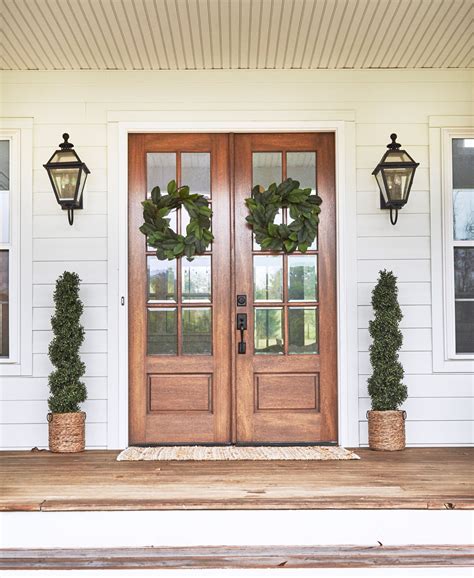Unique Front Wood Door Decorations