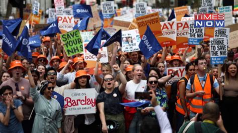 UK NHS Strike: Junior Doctors on Strike 'Acting Recklessly' says Health ...