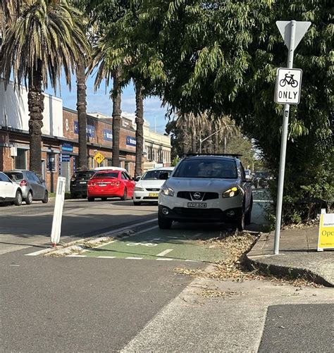 Bagels more important than cycle paths : r/sydney