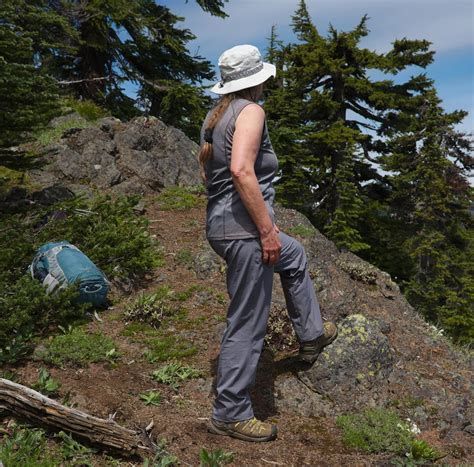 Best Womens Petite Hiking Pants: Tips To Find Them Fast