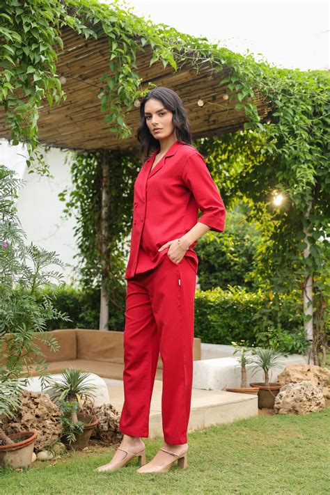 Office Wear for Women – Stylish Co-ord Sets, Dresses & Tops | Jisora