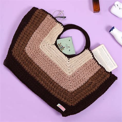 Handmade Crochet Bags – Stylish Totes, Purses & Pouches | Magic Needles