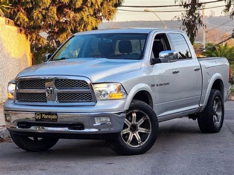 DODGE RAM 1500 LARAMIE HEMI 5.7L V8 2012 (243721) - Manejalo Automotora
