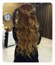 Grad Hairstyles For Hair by 82 Graduation Hairstyles That You Can Rock This Year Grad Hairstyles For Hair