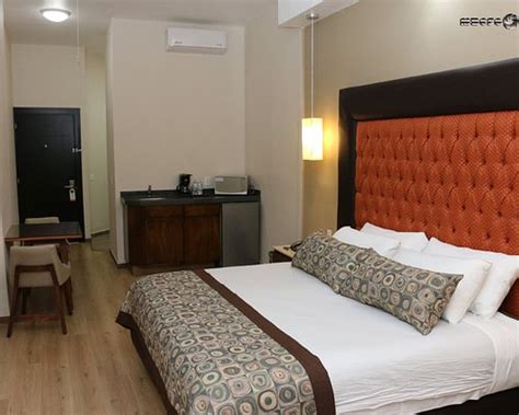 CENTRIPLAZA HOTEL SUITE & SPA (Capilla de Guadalupe) - Hotel Reviews ...