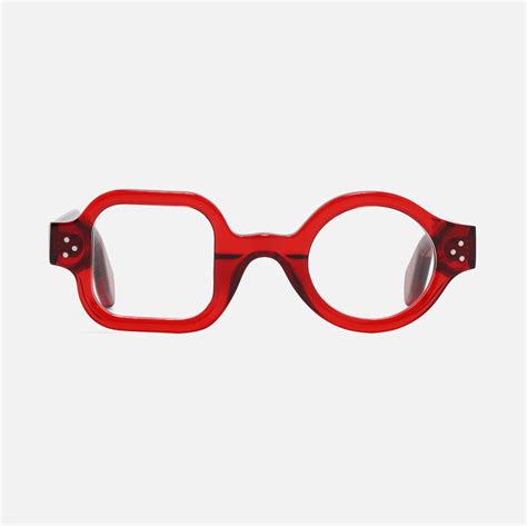 Admont | Asymmetric Round and Square design