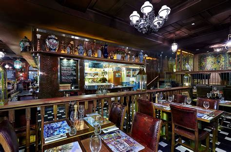 Dutch Pub Prague | stylová restaurace restaurace Praha 1 | Steak ...
