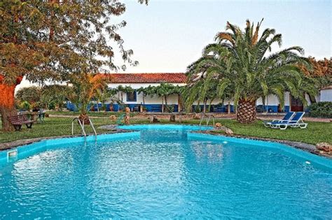 MONTE DO CANEIRO (Mourao) - Ranch Reviews, Photos, Rate Comparison ...